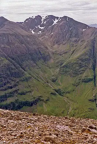 Blick auf den Bidean nam Bian von Norden über dem Glen Coe