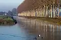 bei Elst, die Linge am Morgen des Herbstes