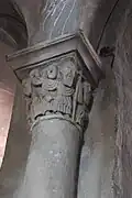 Kapitell im Chorumgang