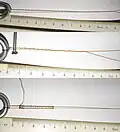 Mit Angelschnur und Nagel ausgeführter Bimini-Twist-Knoten, oben 20 darunter 10 Drehungen mit 20 Rückwicklungen