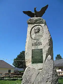 Der Gedenkstein an Karl Freiherr von Birago