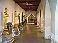 Blick in die Galerie (Phra Rabiang)