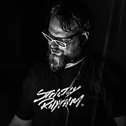 Mark J Klak