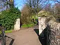 Ein altes Einfahrtstor zu Bourtreehill House