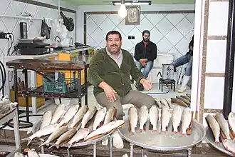 Fischverkäufer