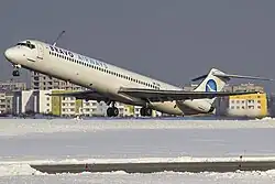 McDonnell Douglas MD-83 (UR-COC) der Bravo Airways
