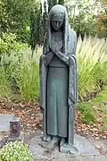 Trauernde, weibliche Bronzefigur