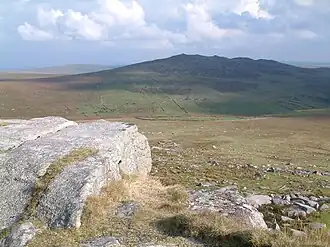 Der Berg vom Rough Tor aus gesehen