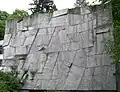 Katholische Akademie Freiburg: Relief aus Naturstein