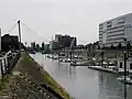 Brücke im Normalzustand, im Hintergrund die Schwanentorbrücke