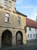 Bürgerhaus mit Heiligenfigur