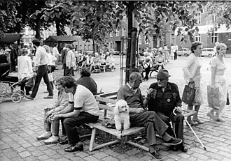 Markt und Nachbarschaftstreff, 1987