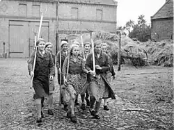 Erntehelferin des Bund Deutscher Mädel 1939
