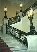 Kaiserstein-Treppe hinaufgehend