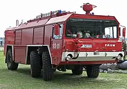 Großtanklöschfahrzeug der Bundeswehrfeuerwehr