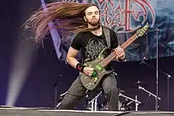 Gitarrist Dominik Hellmuth