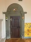 Türrahmen aus dem Jahr 1543 im alten Gerichtssaal, Wappen von Konrad III. von Bibra mit Ahnenprobe