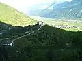 Burg Obermontani vom Weg zum Zwölferkreuz aus nach Norden gegen Morter und Schlanders