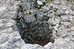 Zisterne der Burg