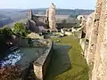 Burg Montfort, Blick vom Bergfried in die Kernburg