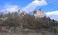 Die Burg über dem Forellenbachtal