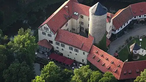 Burg Westerburg, Luftaufnahme (2015)