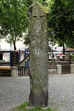 Burgfriedenssäule Nr. 9 am Elisabethplatz