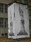 Fotoeinhausung des Denkmals (2013)