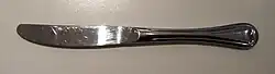 Modernes Buttermesser aus Metall