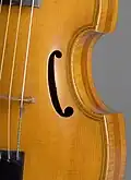 C-Loch eines Streichinstruments