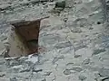 Schartenfenster, Rasa-Pietra mit Fugenstrich