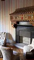 Kamin in der Schlafkammer der Königin Margarethe, Schloss Savoyen