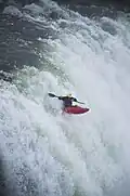 Kajakfahrer im Goðafoss