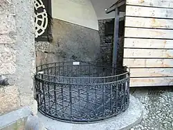Der Burgbrunnen