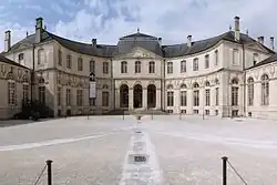 Weltfriedenszentrum im ehemaligen Bischofspalais
