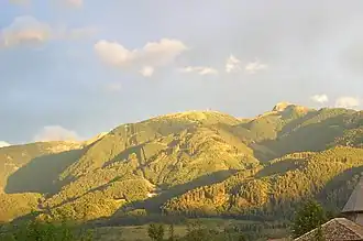 Cermis und Castel di Bombasel von Nordwesten