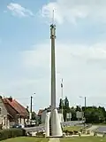 Totenleuchte an den Soldatenfriedhöfen