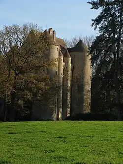 Burg Chevenon