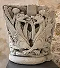 Kapitell mit zwei Lindwürmern (Abtei Saint-Cybard)