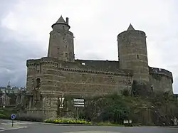 Die Türme und die Poterne d’Amboise (15. Jahrhundert)