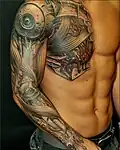 Biomechanik-Tattoo