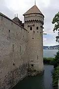 Wehrmauer mit Flankenturm