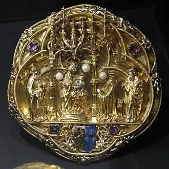 Chormantelschließe