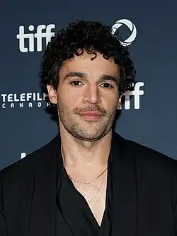 Die Hauptdarsteller Christopher Abbott&nbsp;und Julia Garner