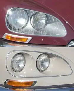 Beispiel Citroën DS; oben europäische Version, unten US-amerikanische