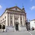Dom
