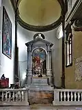 Rechter Chor mit Seitenaltar