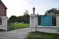 Einfahrt zum Palast