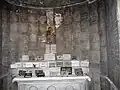 Votivtafeln in der Krypta