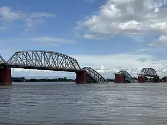Ava-Brücke